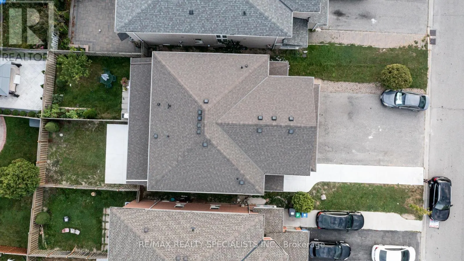 943 KHAN CRESCENT