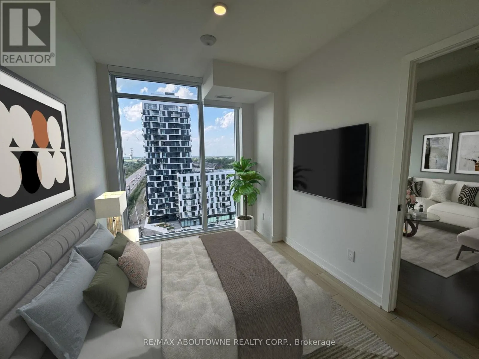 1204 - 3079 TRAFALGAR ROAD