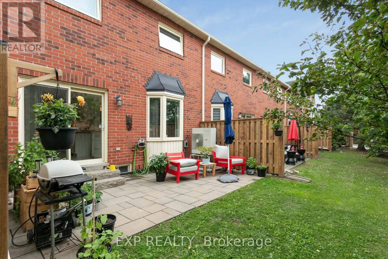 5 - 2006 GLENADA CRESCENT