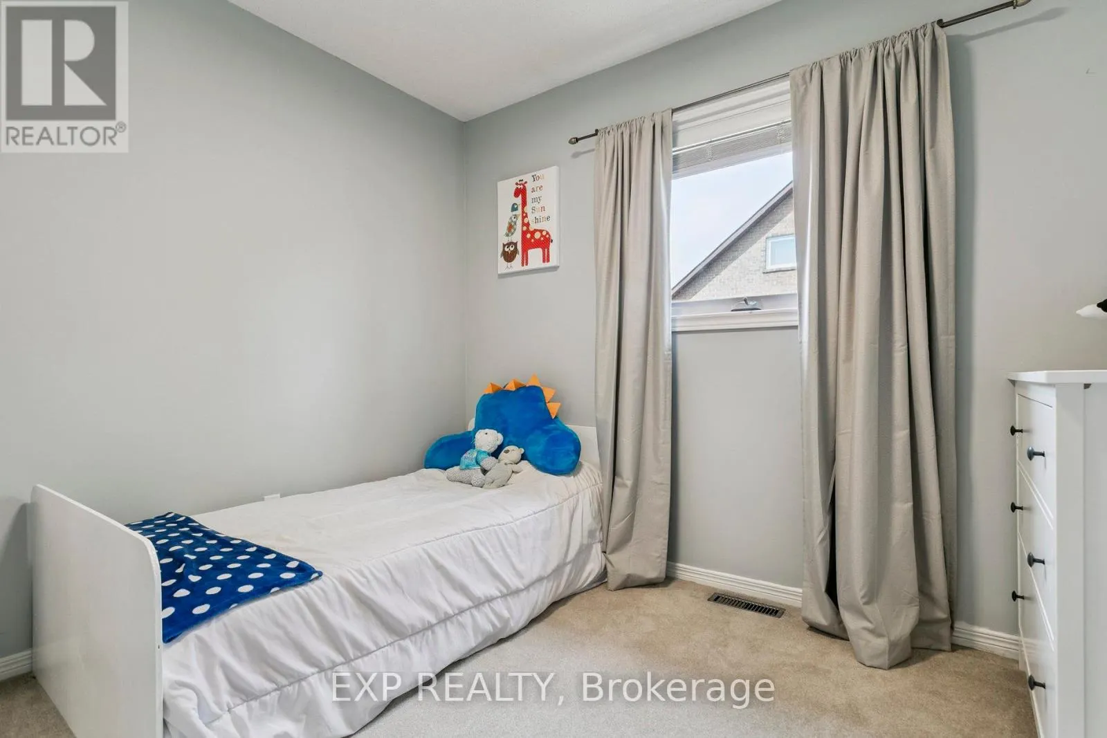 5 - 2006 GLENADA CRESCENT