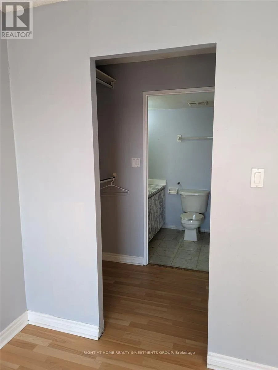 512 - 350 WEBB DRIVE