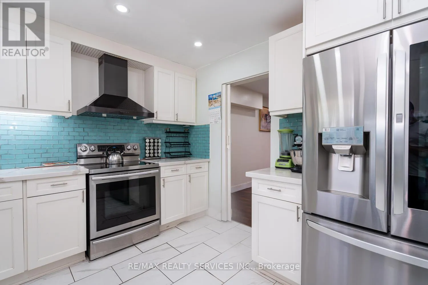 58 - 2825 GANANOQUE DRIVE