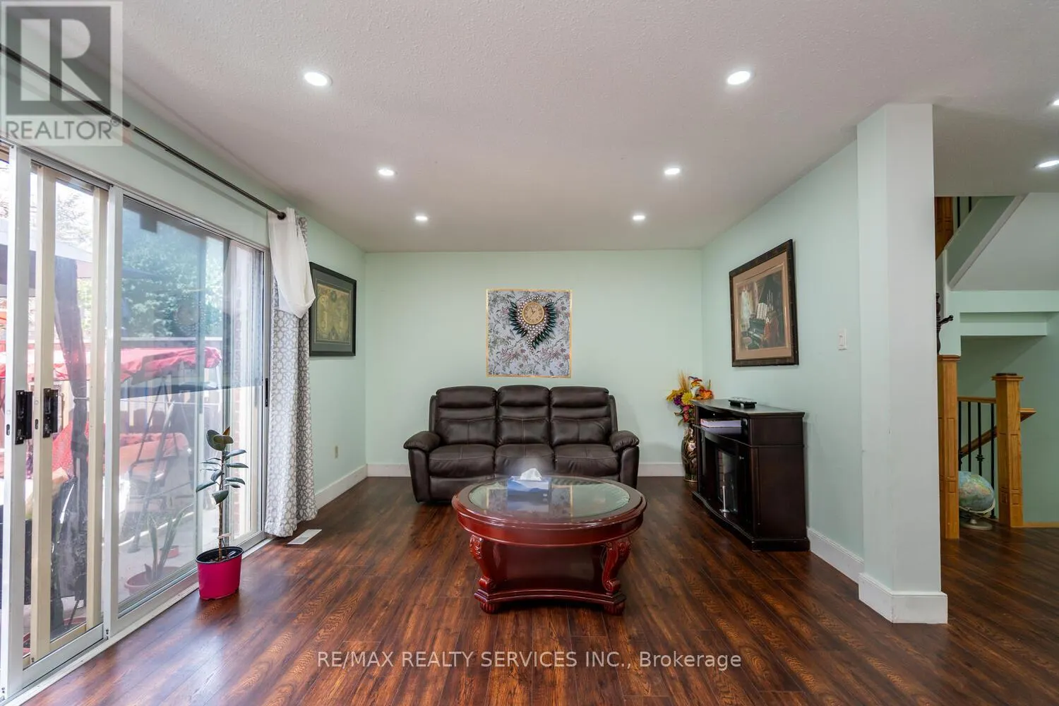 58 - 2825 GANANOQUE DRIVE