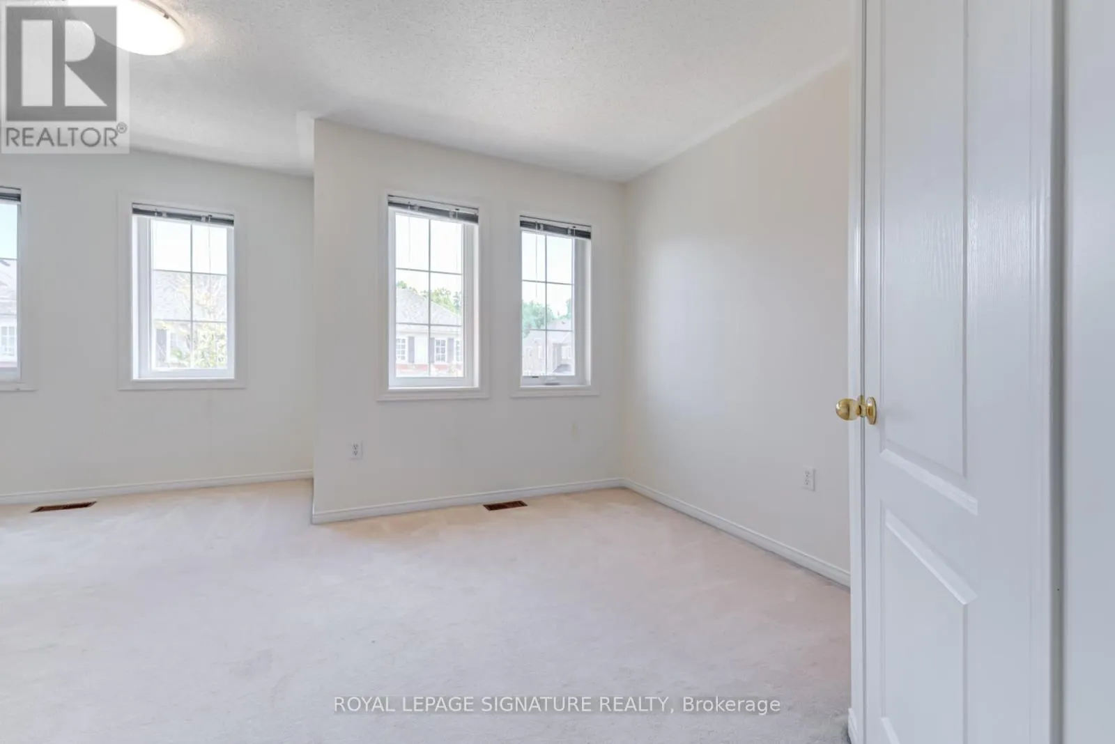 137 - 5530 GLEN ERIN DRIVE