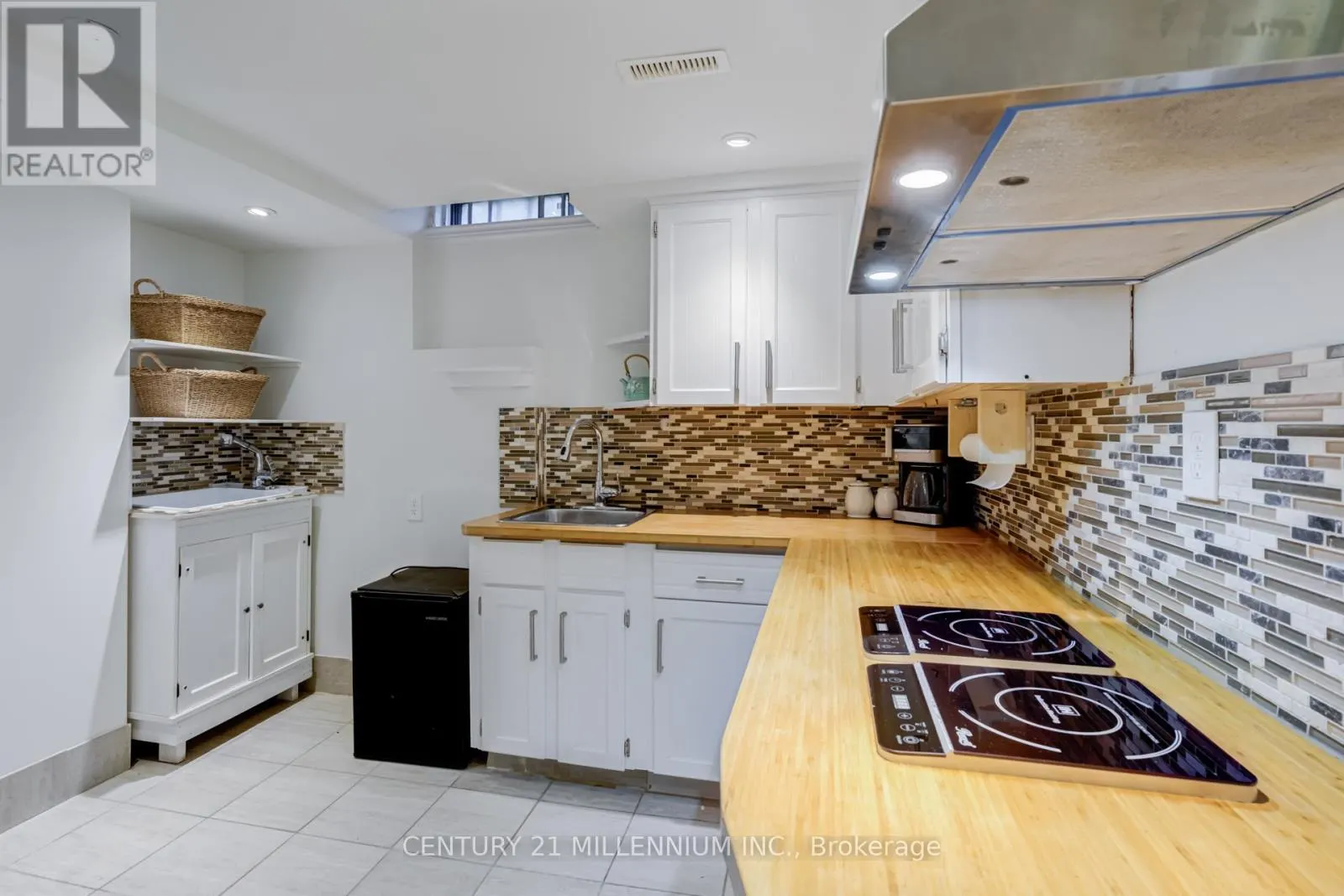 14 MILFORD CRESCENT