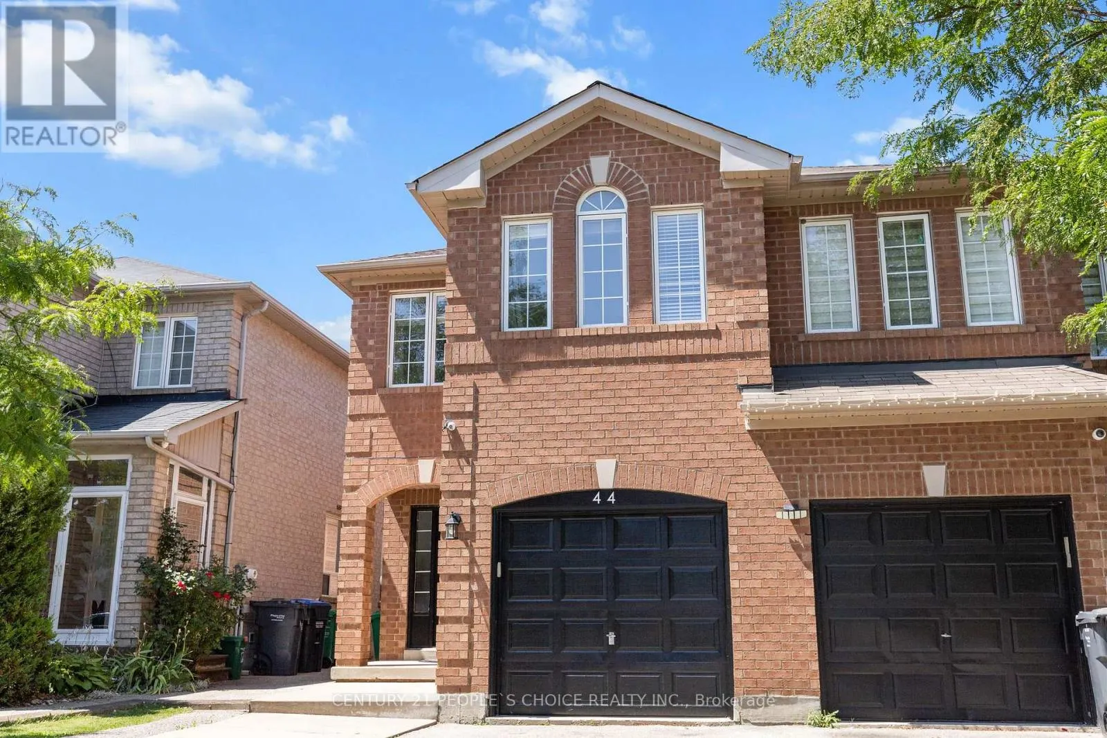 44 ROADMASTER LANE