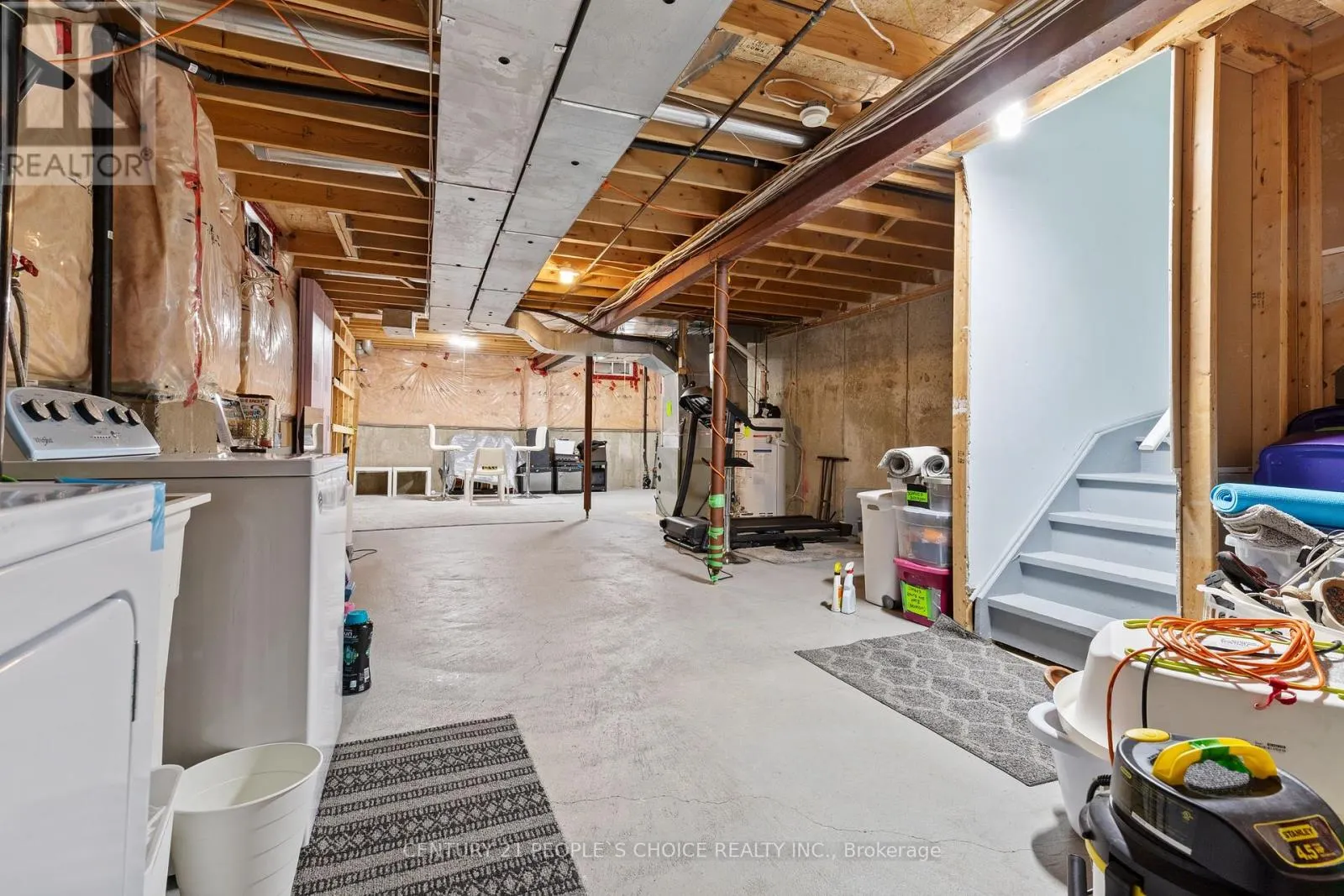 44 ROADMASTER LANE