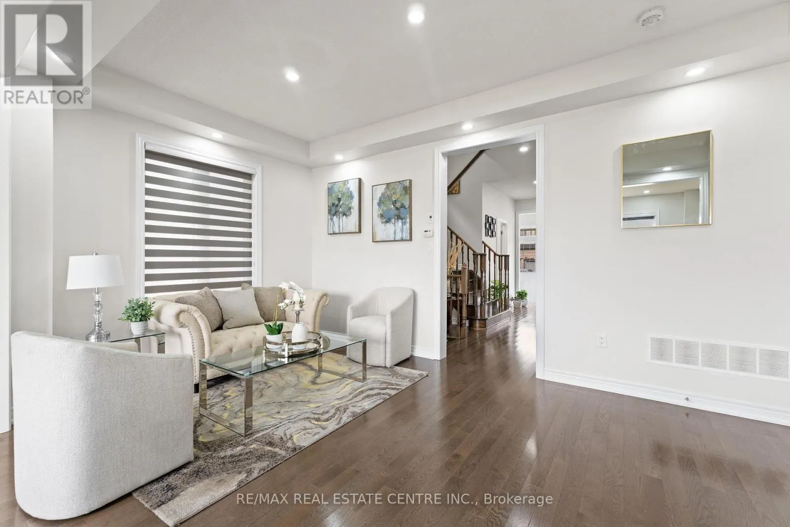 8 OCONNOR CRESCENT