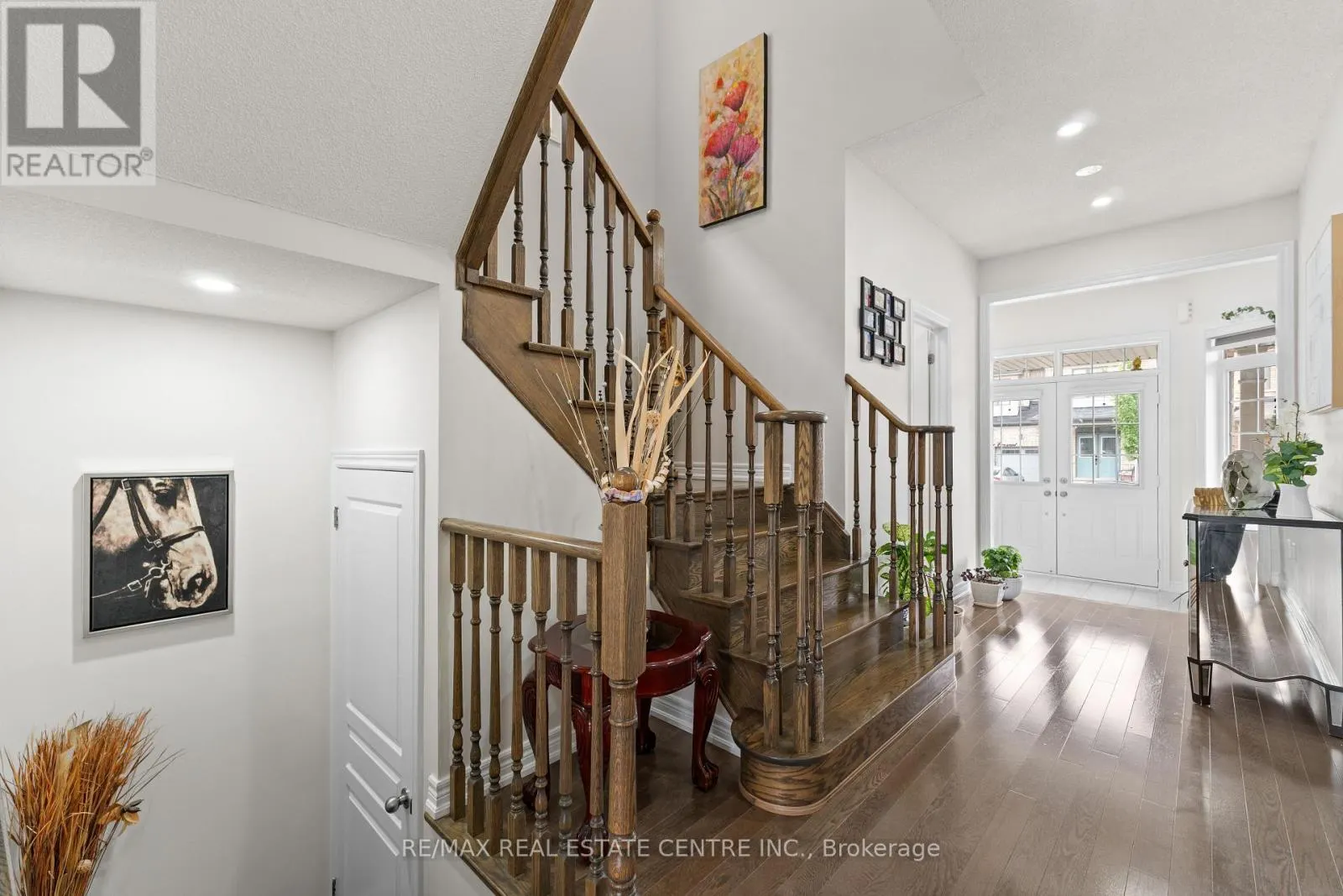 8 OCONNOR CRESCENT
