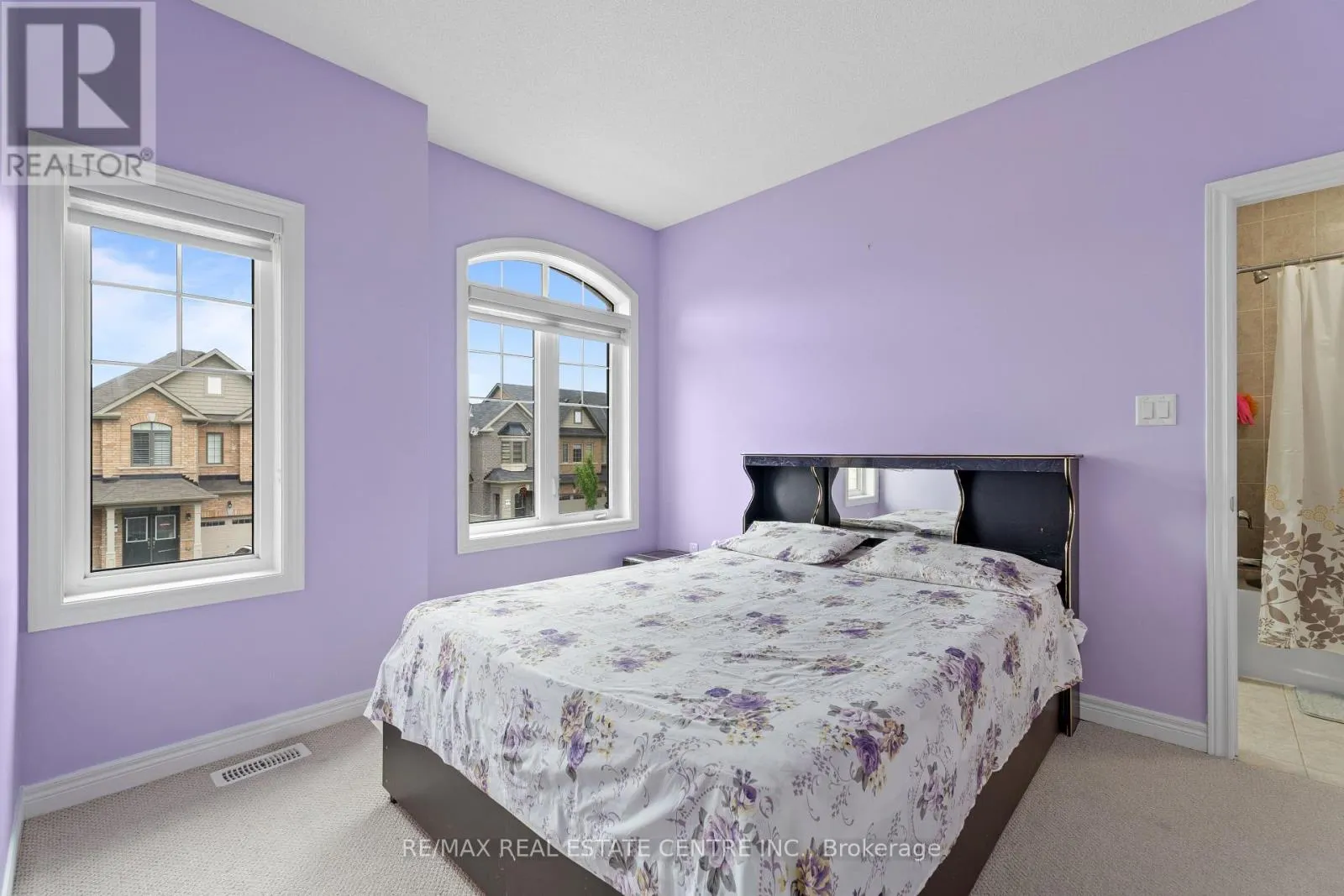 8 OCONNOR CRESCENT