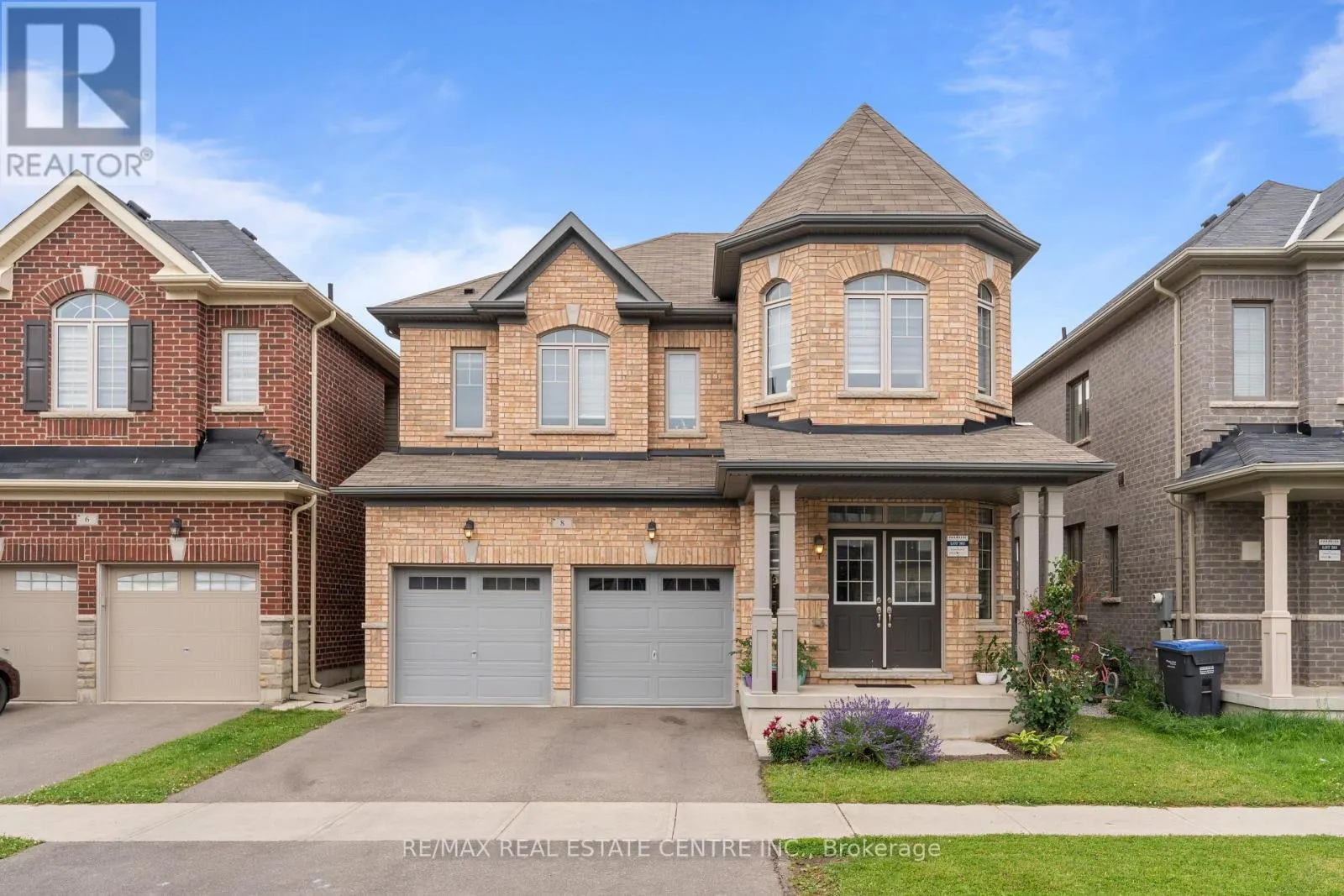 8 OCONNOR CRESCENT