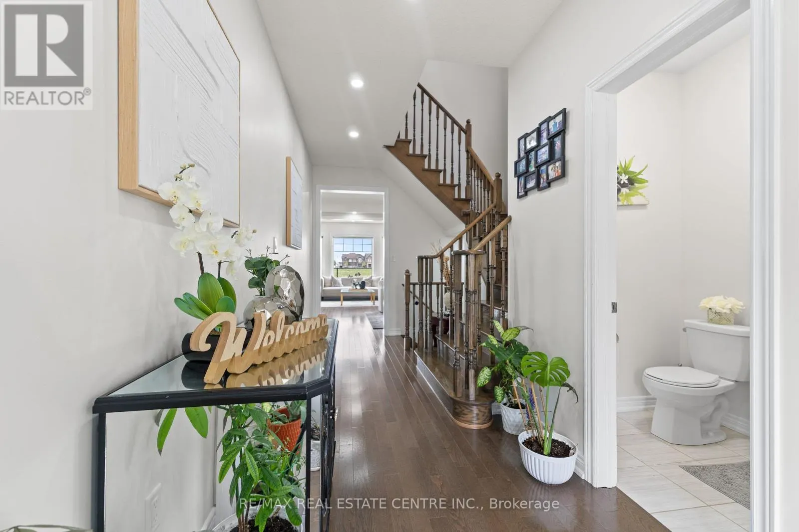 8 OCONNOR CRESCENT