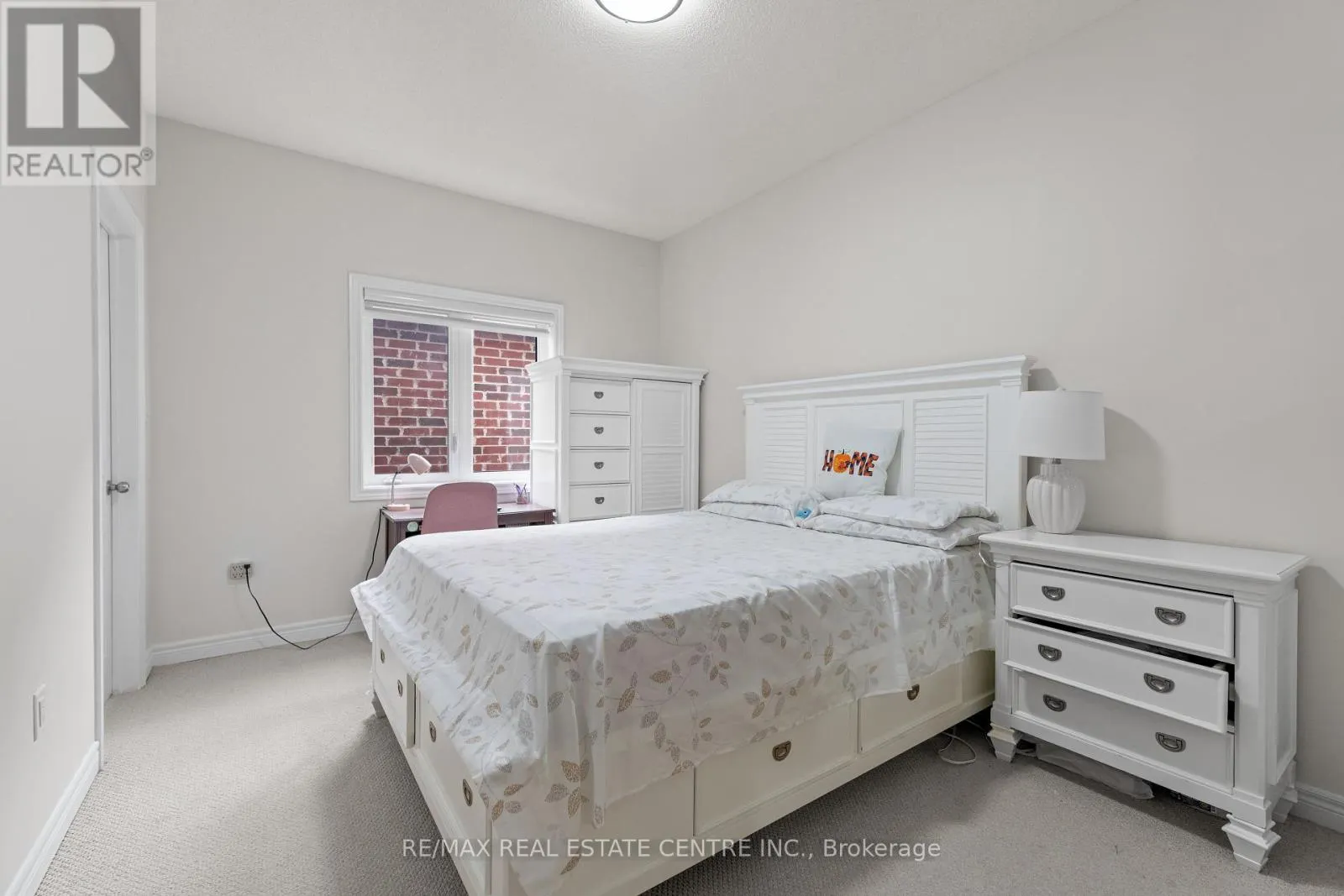 8 OCONNOR CRESCENT