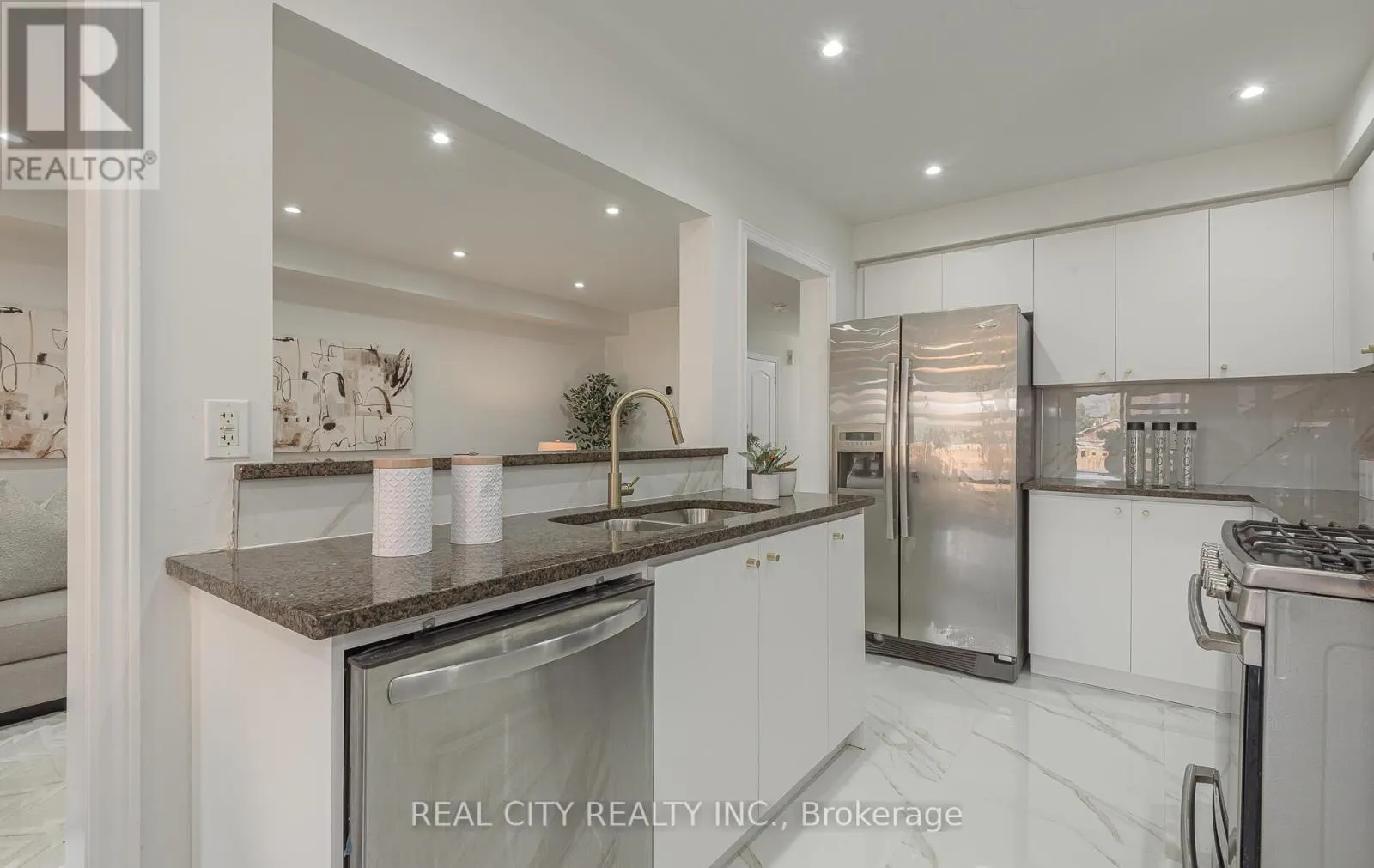 27 BELLHAVEN CRESCENT