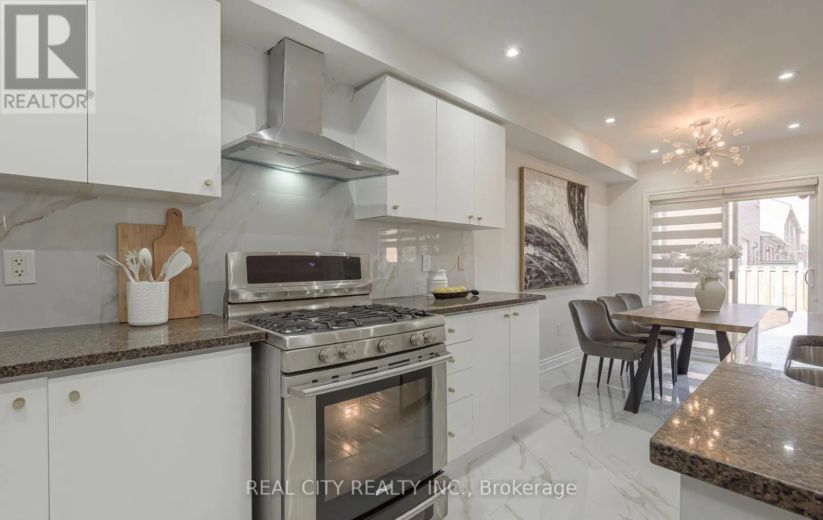 27 BELLHAVEN CRESCENT