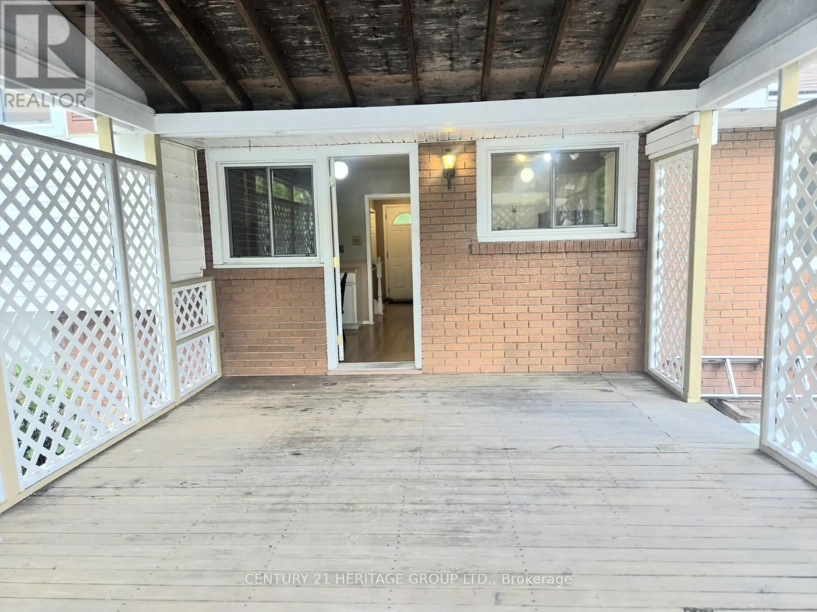 353 COSBURN CRESCENT