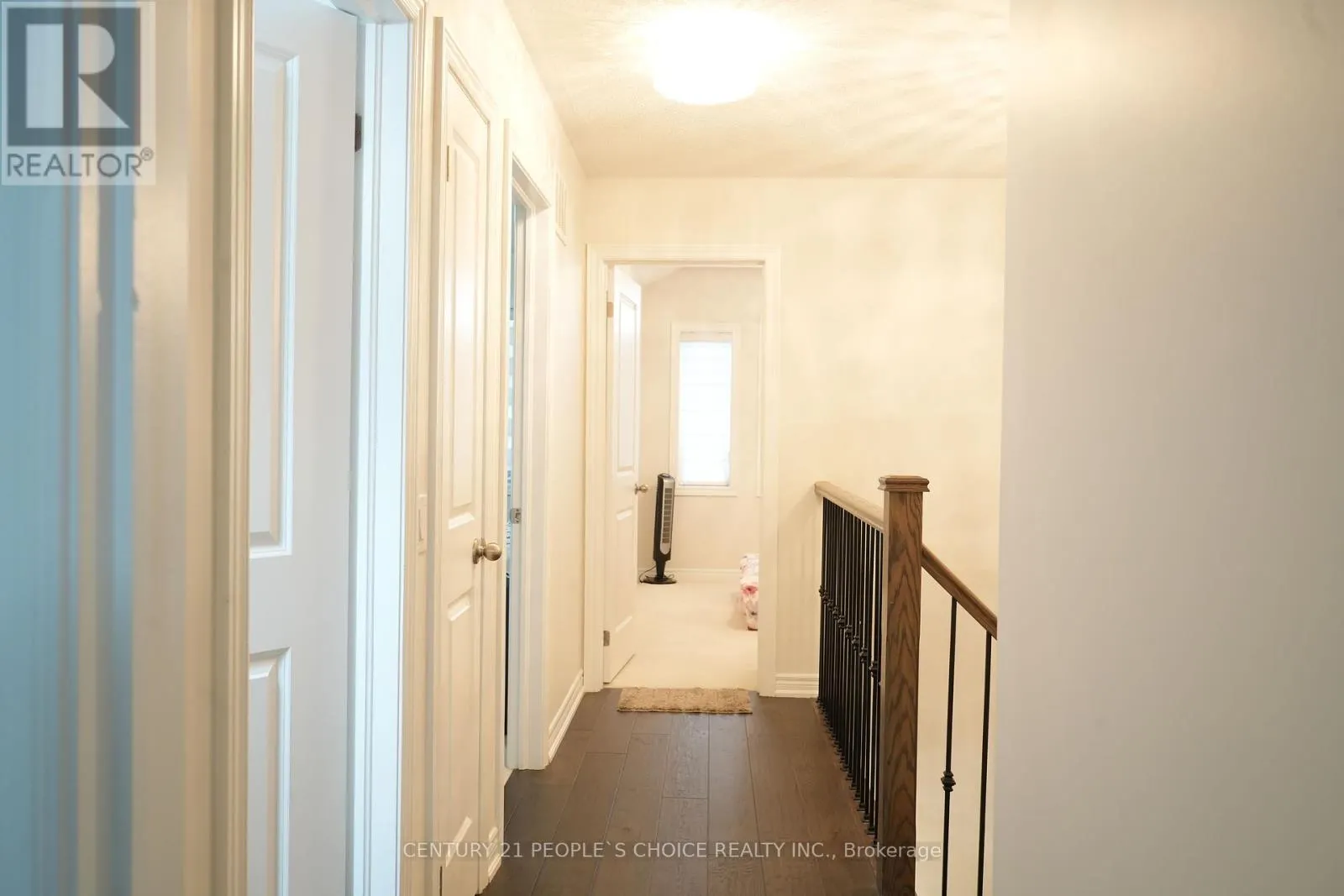 4 KEMPSFORD CRESCENT