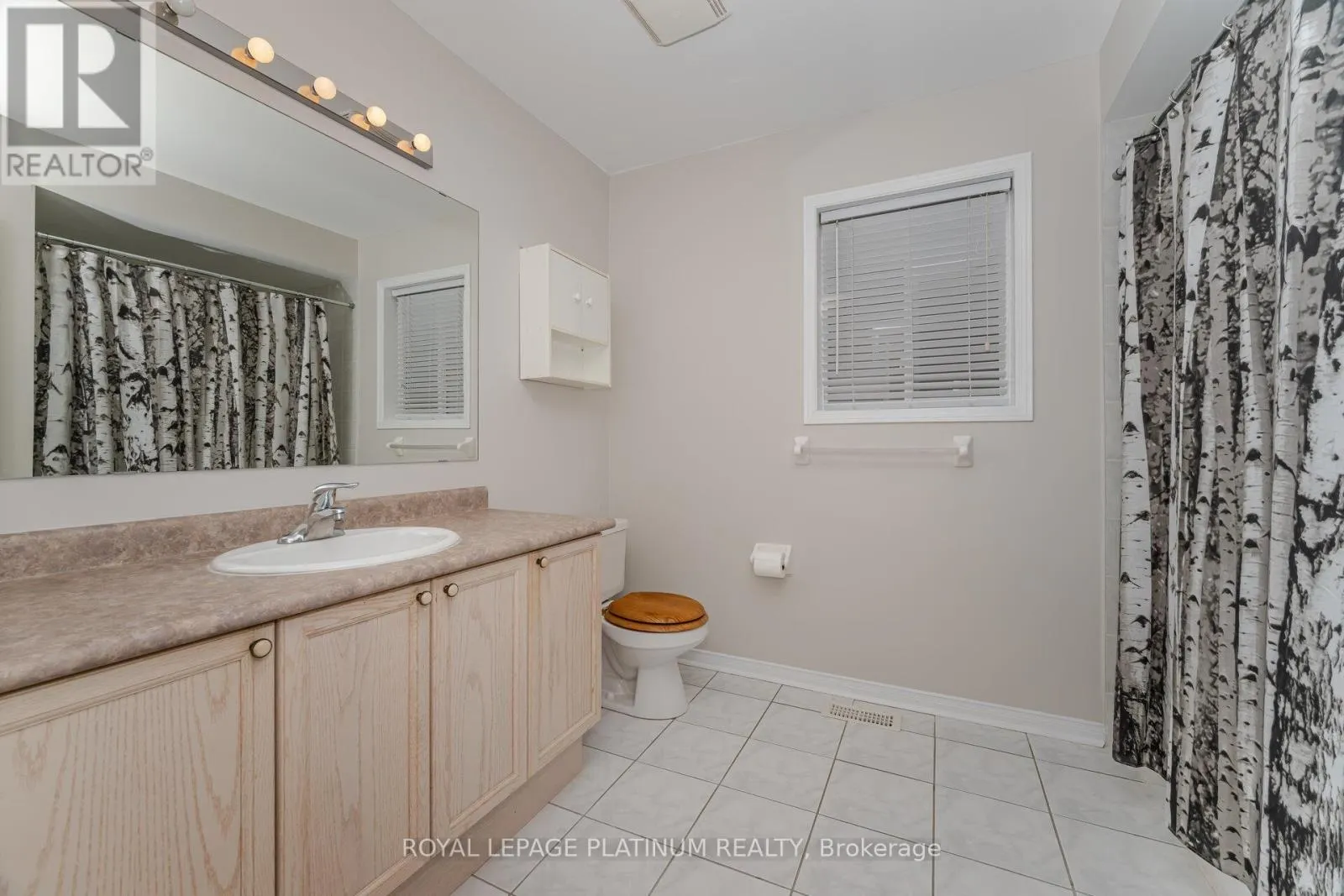 32 PENBRIDGE CIRCLE