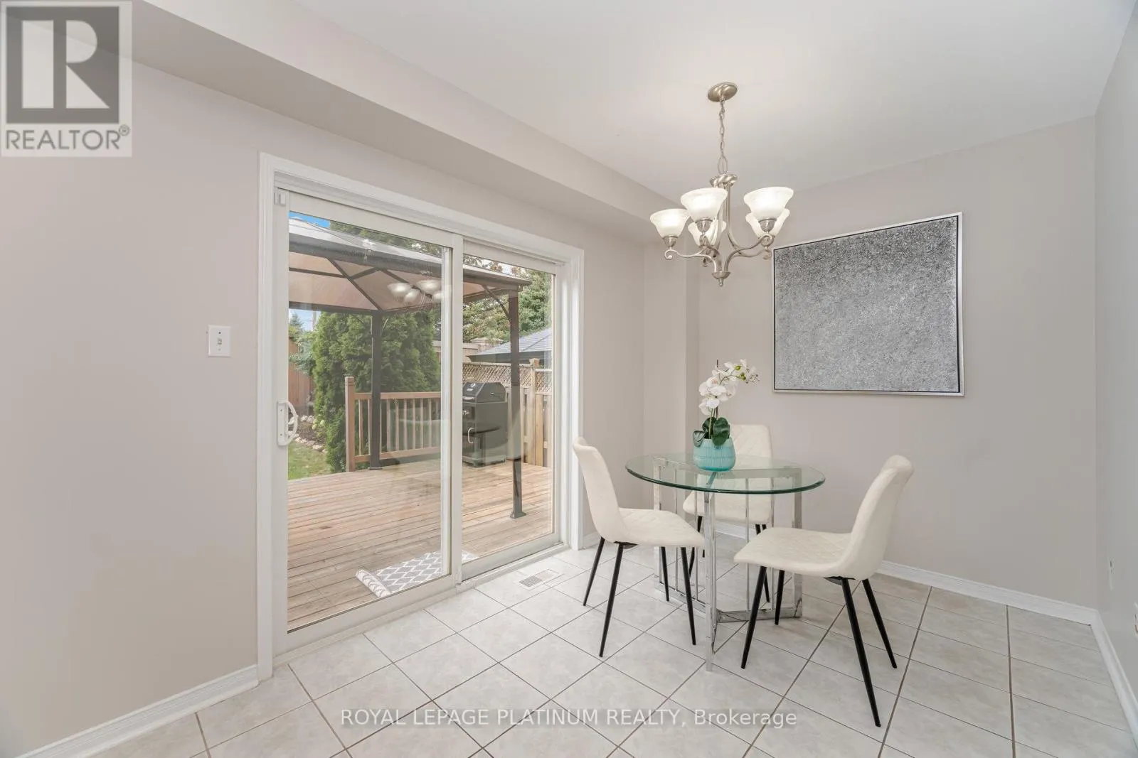 32 PENBRIDGE CIRCLE