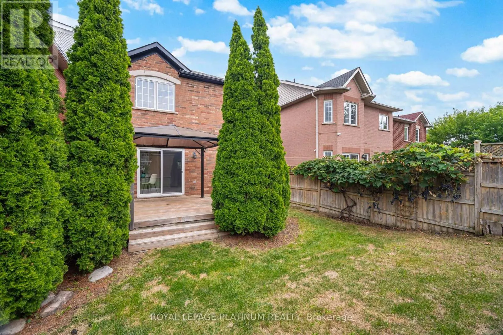 32 PENBRIDGE CIRCLE