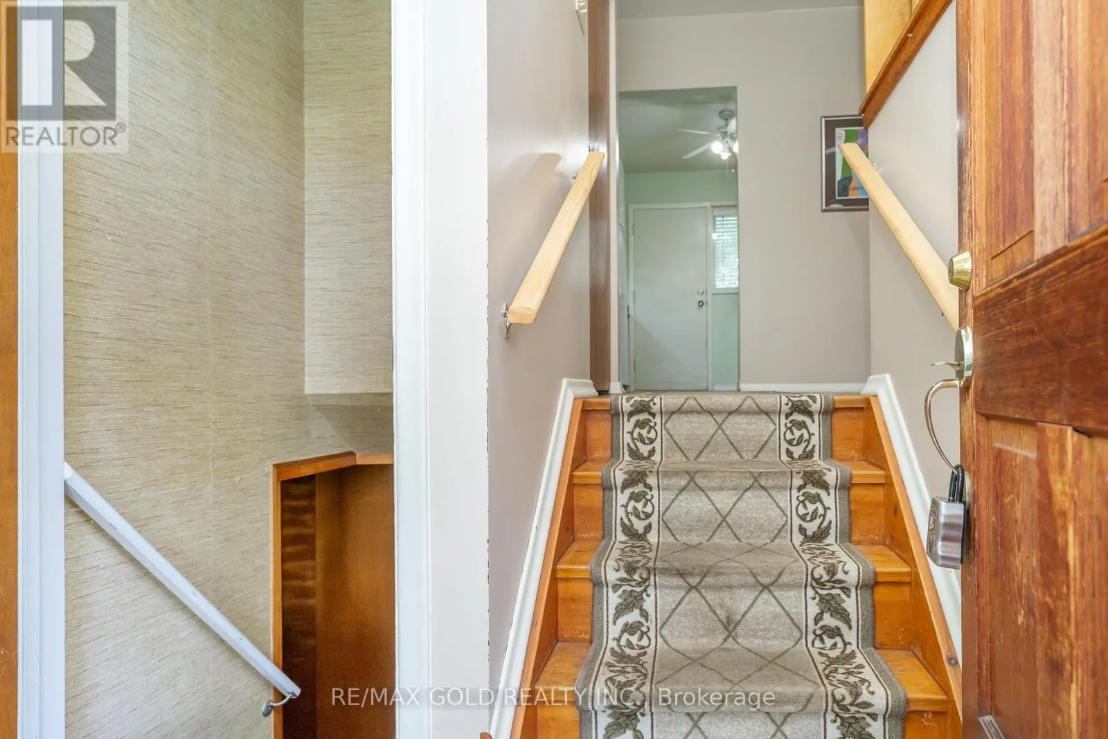 43 ALEXANDRIA CRESCENT
