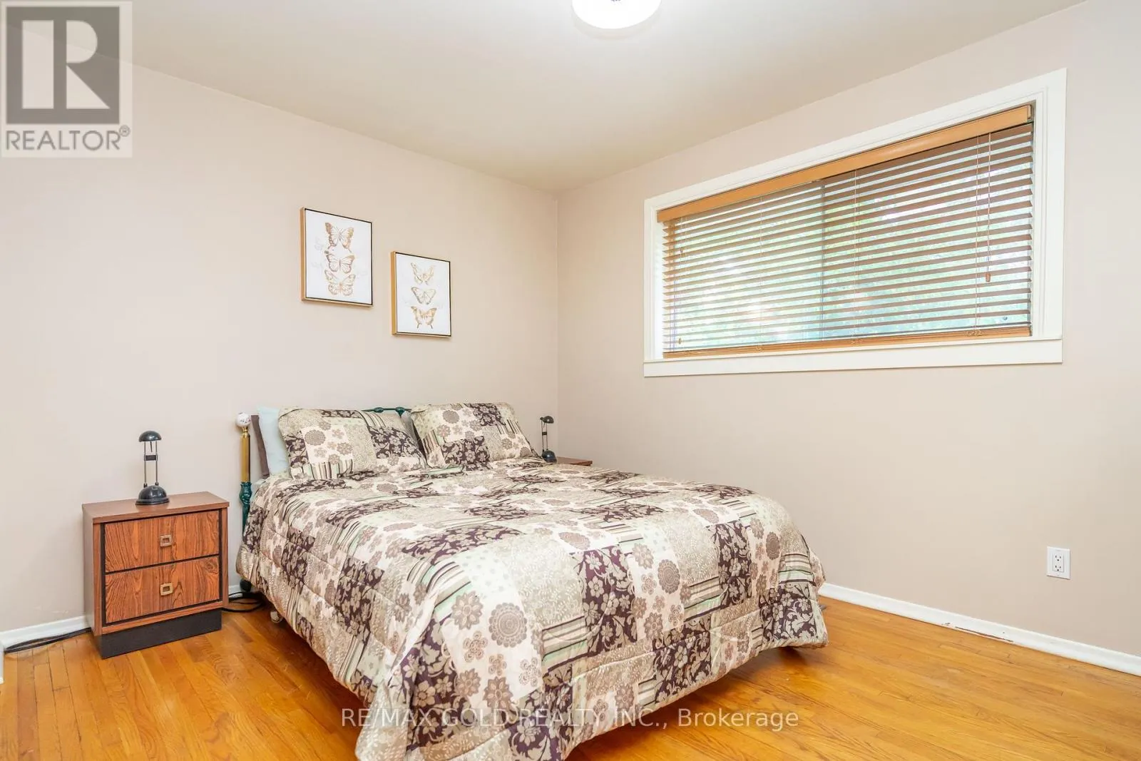 43 ALEXANDRIA CRESCENT