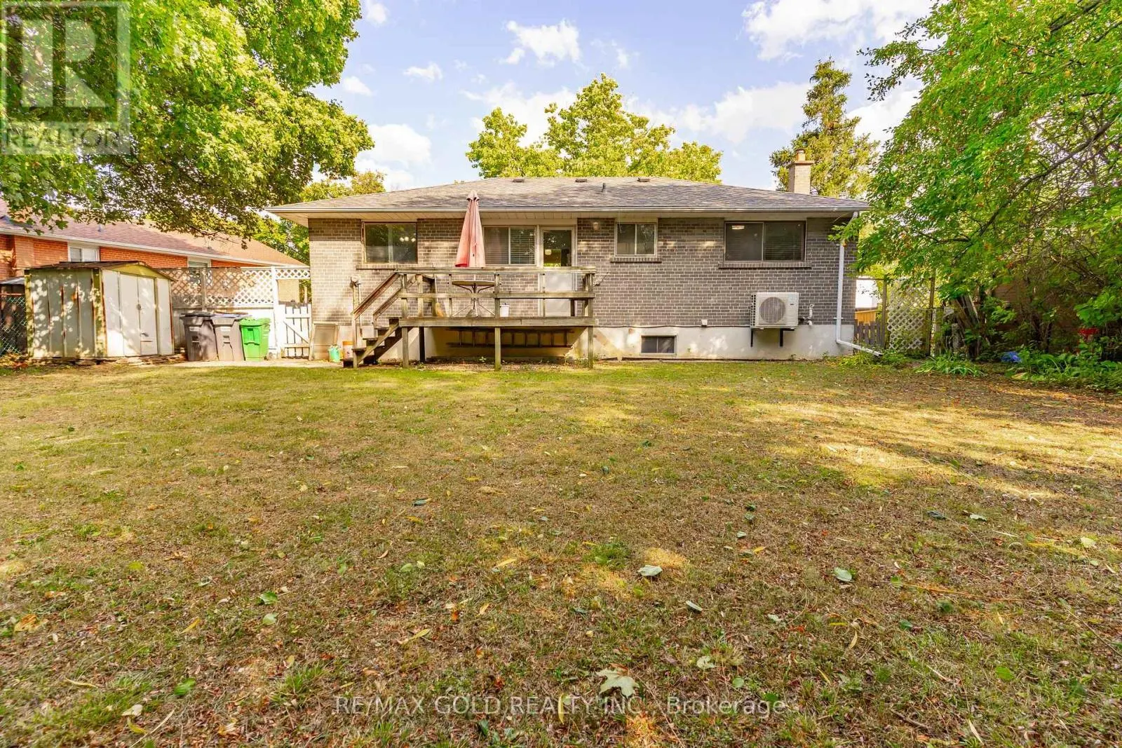 43 ALEXANDRIA CRESCENT