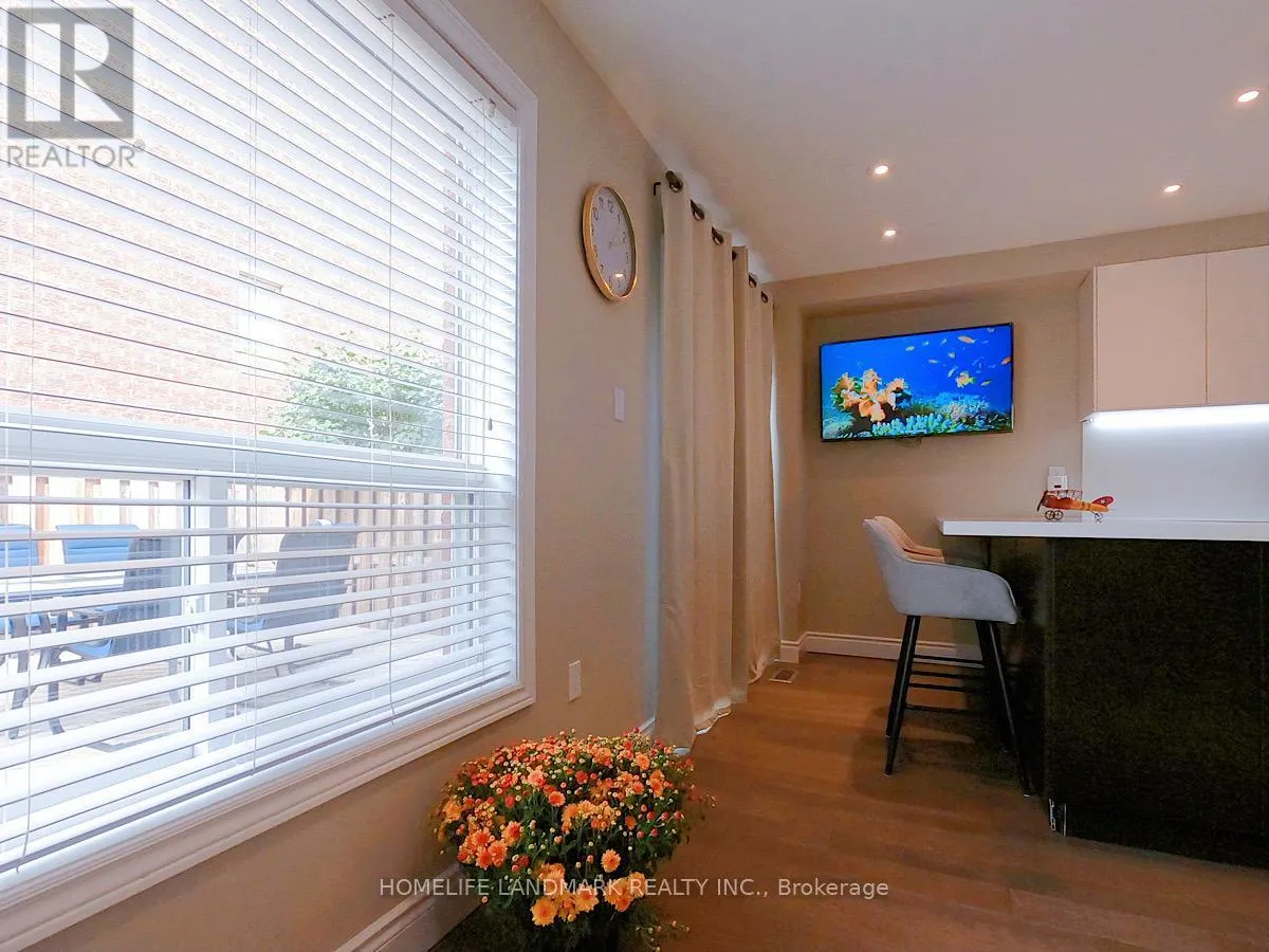 12 - 1425 ABBEYWOOD DRIVE