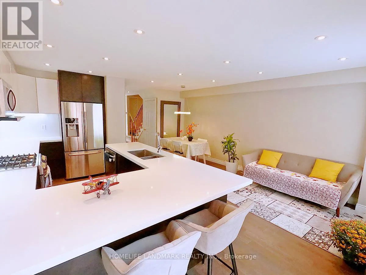 12 - 1425 ABBEYWOOD DRIVE