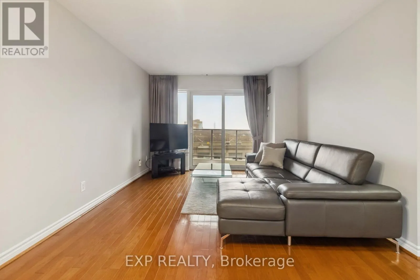 616 - 25 KINGSBRIDGE GARDEN CIRCLE