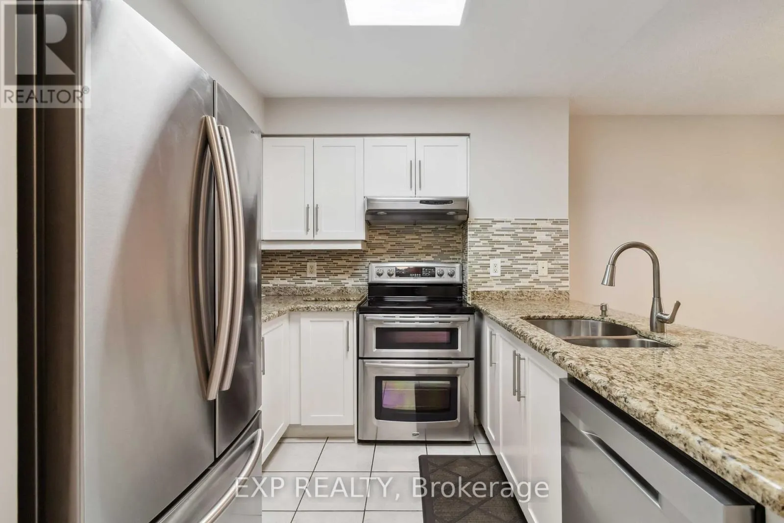 616 - 25 KINGSBRIDGE GARDEN CIRCLE