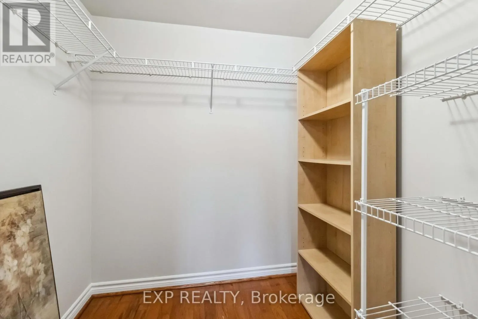 616 - 25 KINGSBRIDGE GARDEN CIRCLE