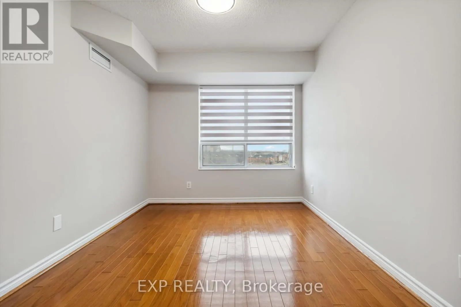 616 - 25 KINGSBRIDGE GARDEN CIRCLE