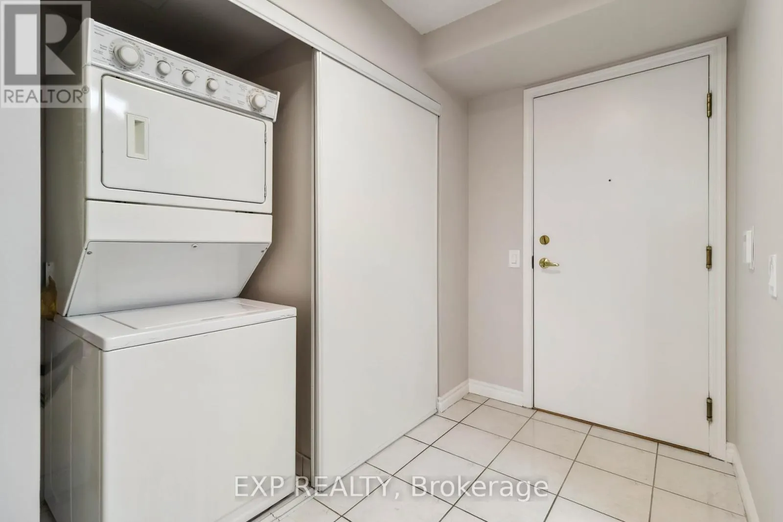 616 - 25 KINGSBRIDGE GARDEN CIRCLE