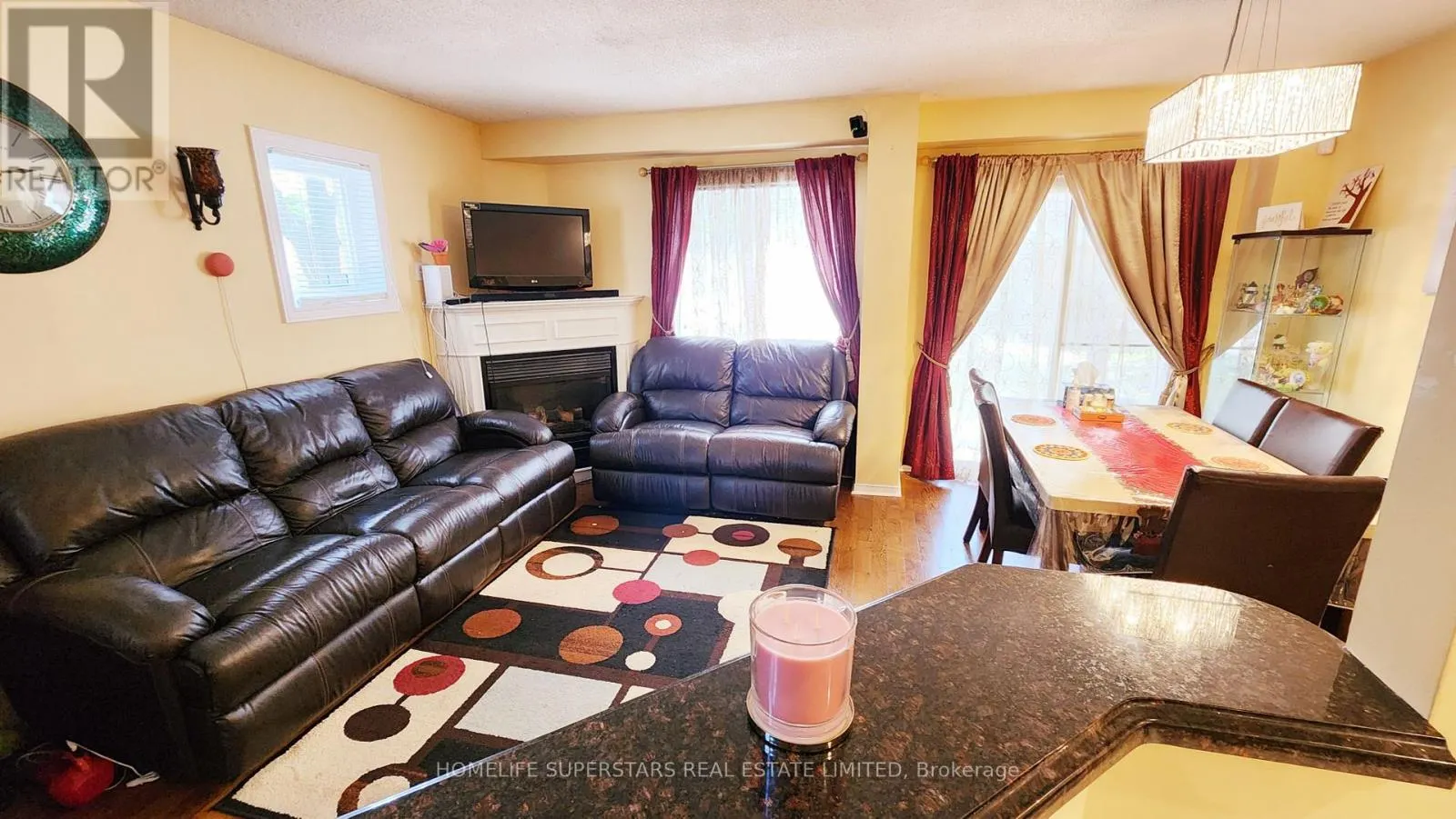 152 - 833 SCOLLARD COURT
