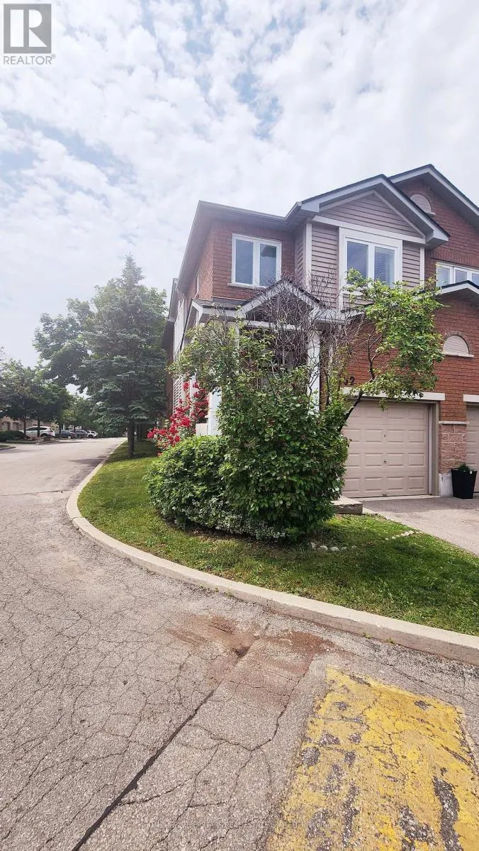 152 - 833 SCOLLARD COURT