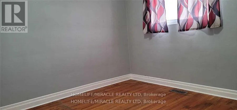 5 MACKENZIE DRIVE