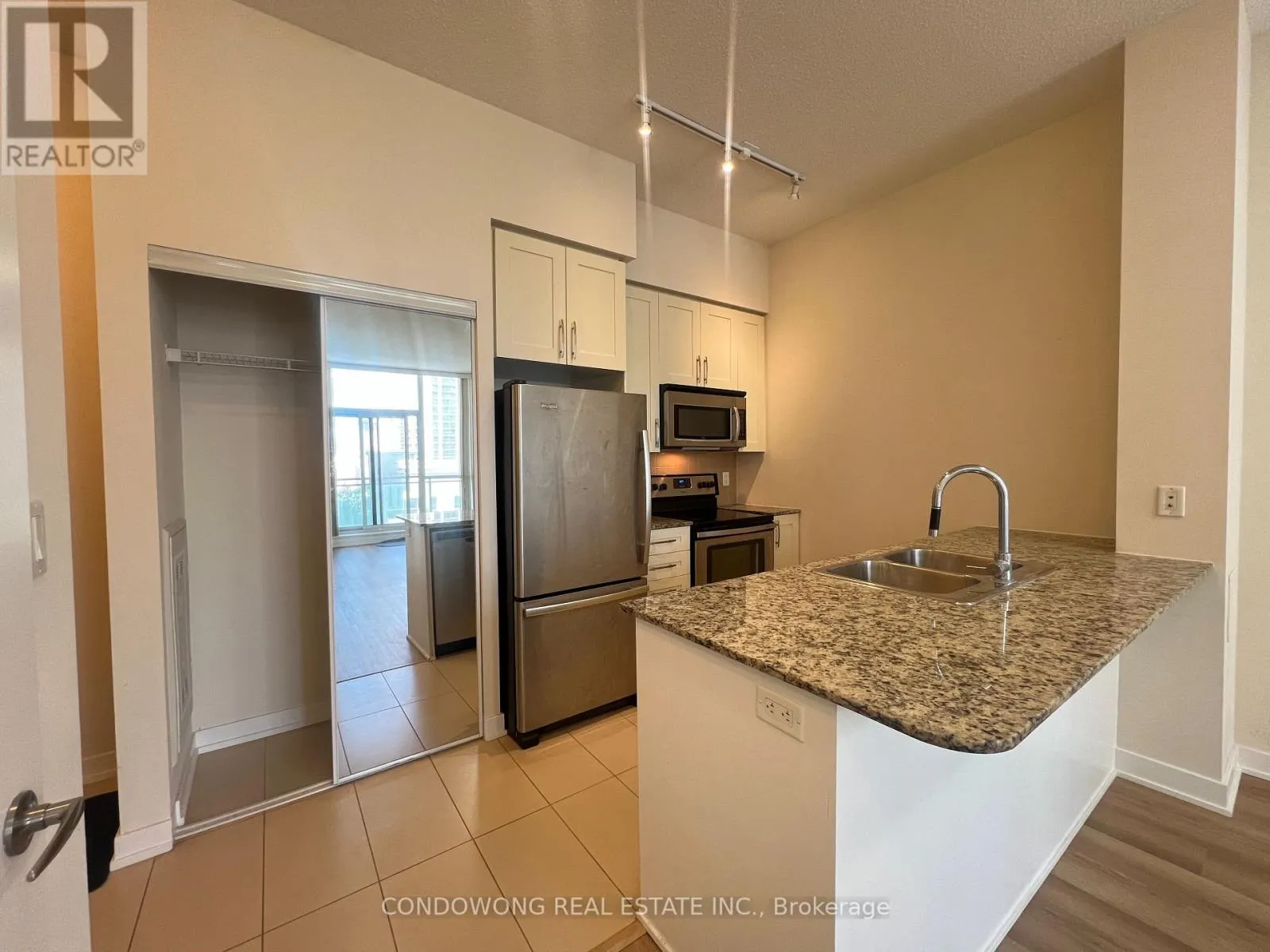 701 - 4070 CONFEDERATION PARKWAY