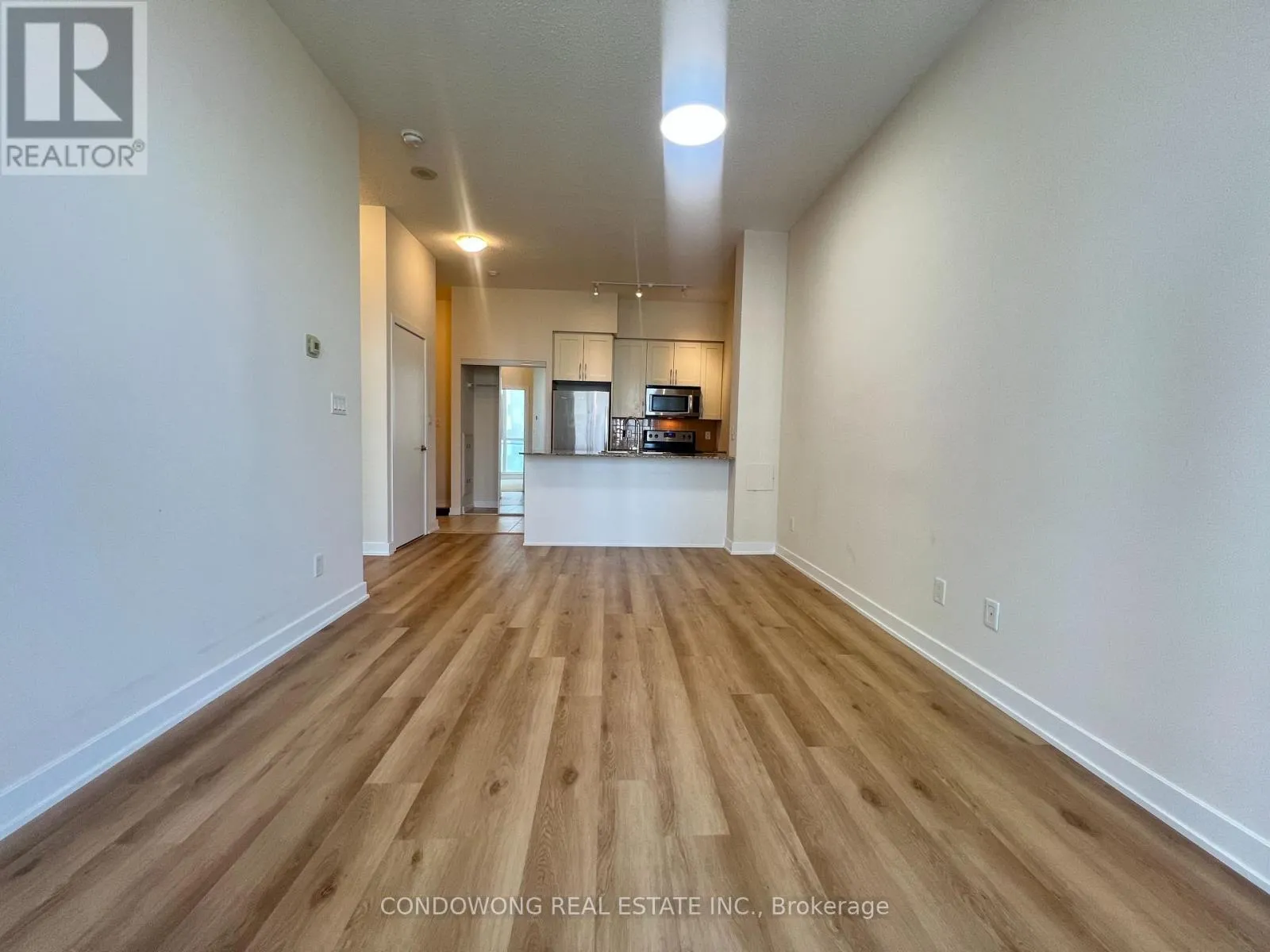 701 - 4070 CONFEDERATION PARKWAY