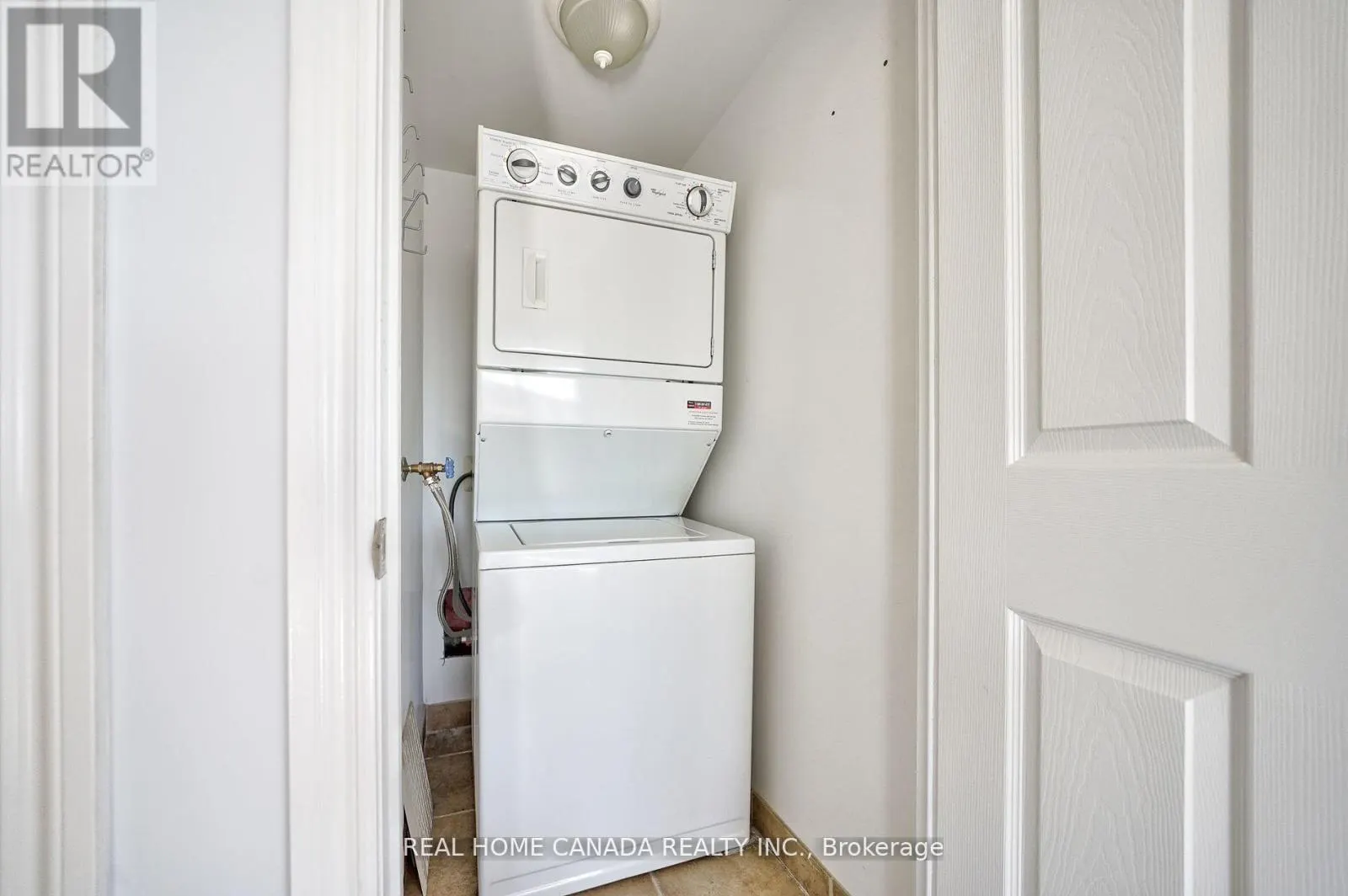 2811 - 310 BURNHAMTHORPE ROAD W