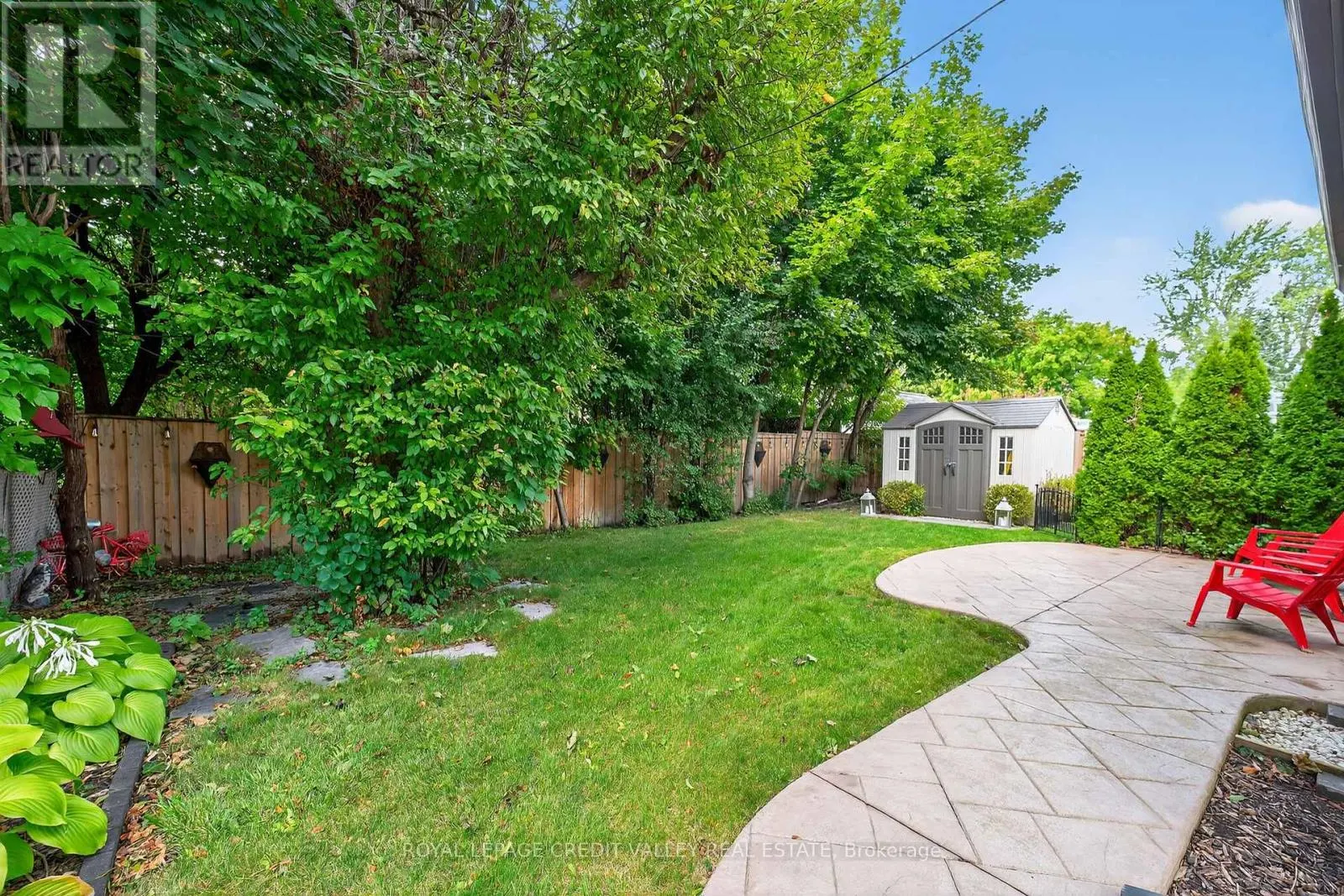 24 WILLIS DRIVE