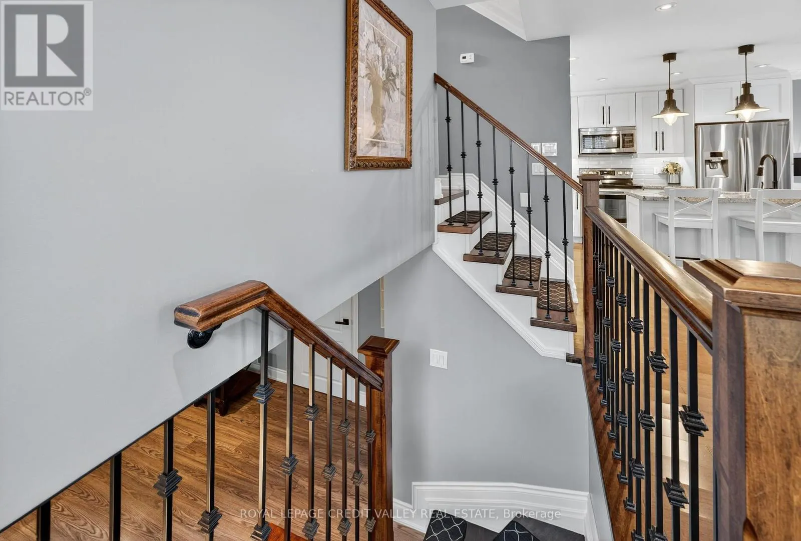 24 WILLIS DRIVE