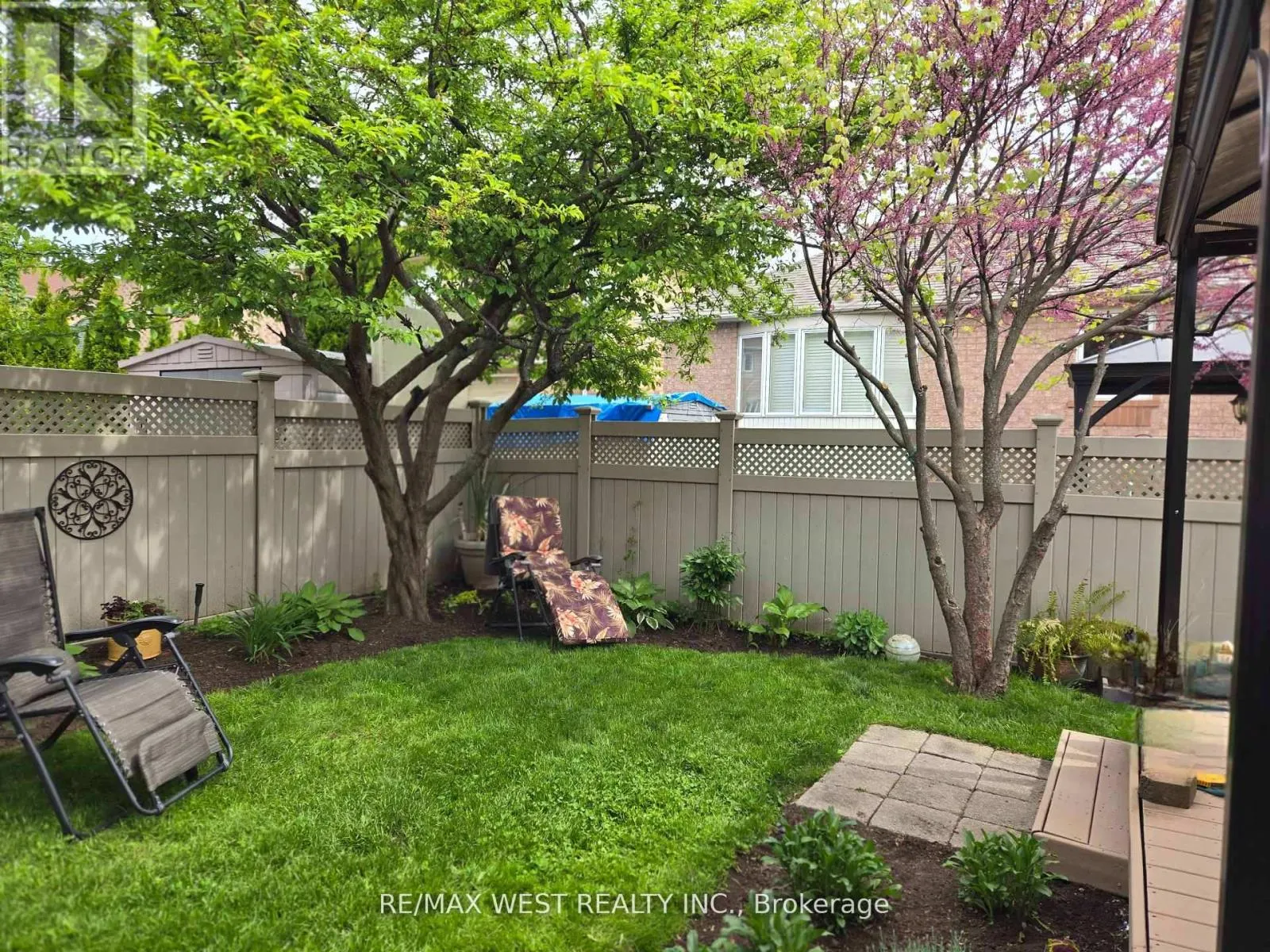 2223 LAPSLEY CRESCENT