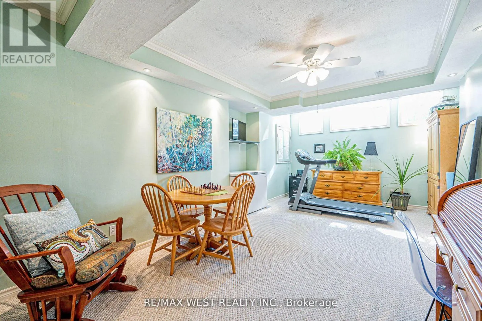 2223 LAPSLEY CRESCENT