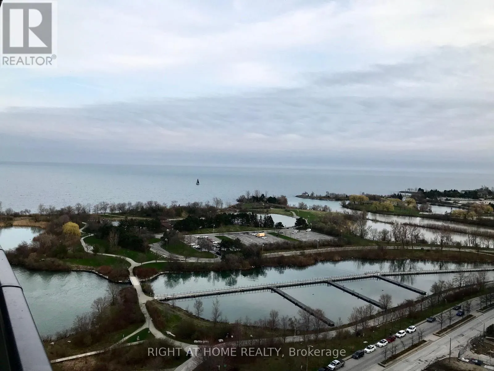 1807 - 59 ANNIE CRAIG DRIVE