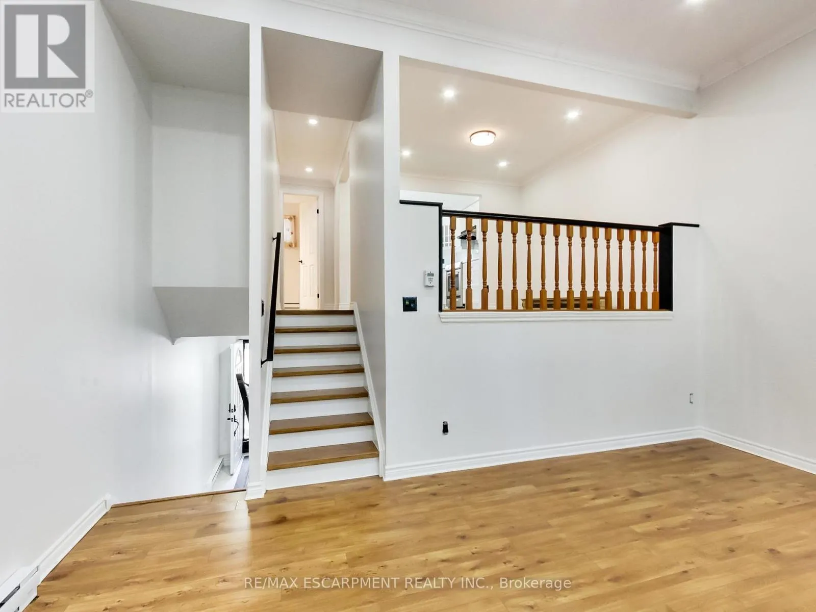 31 BRIAR PATH