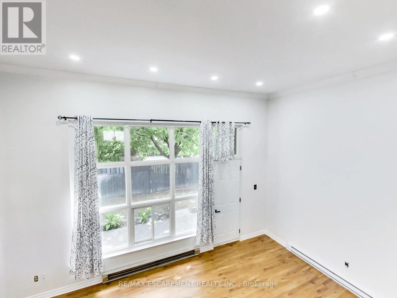 31 BRIAR PATH