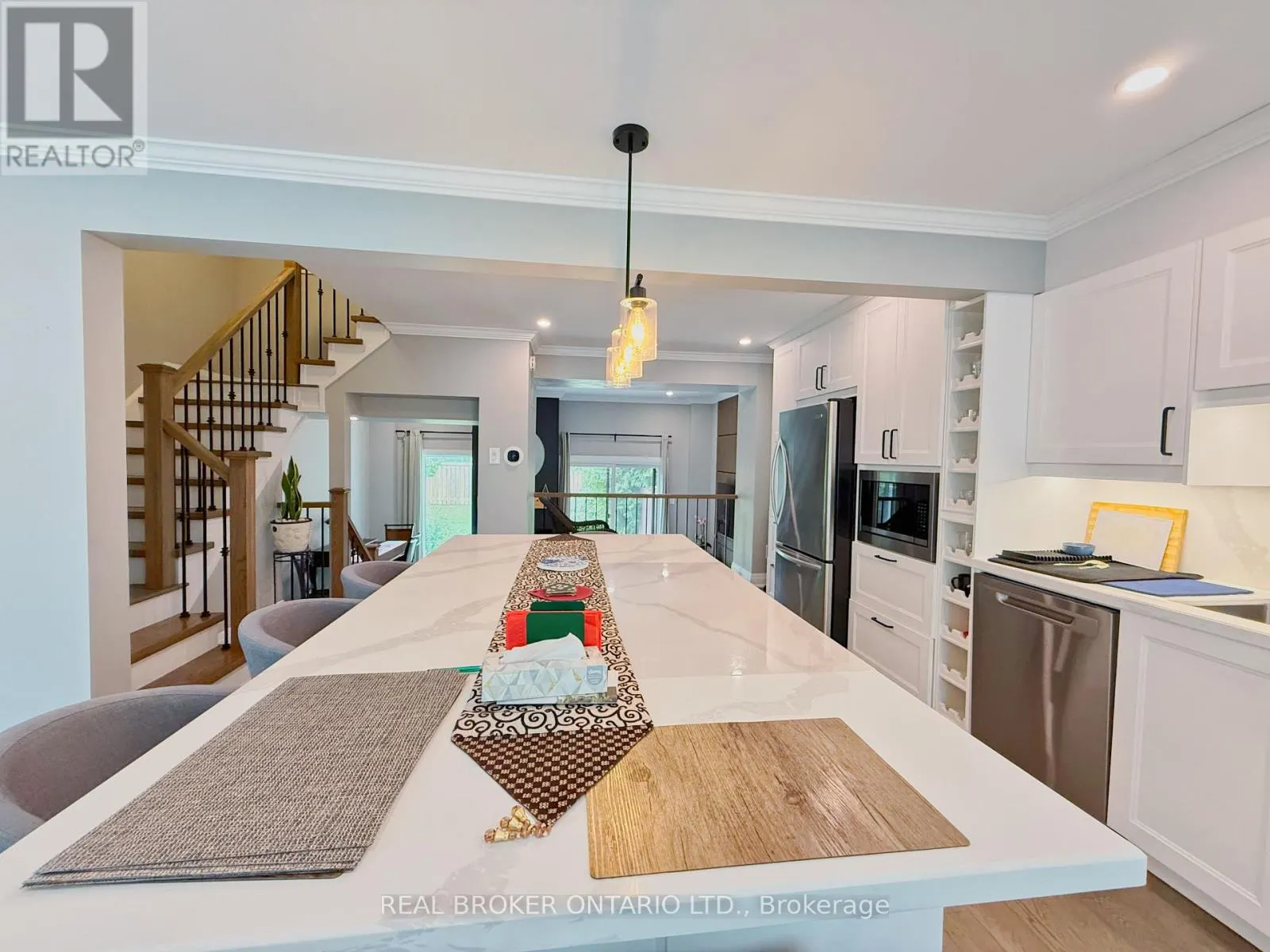19 - 6679 SHELTER BAY ROAD