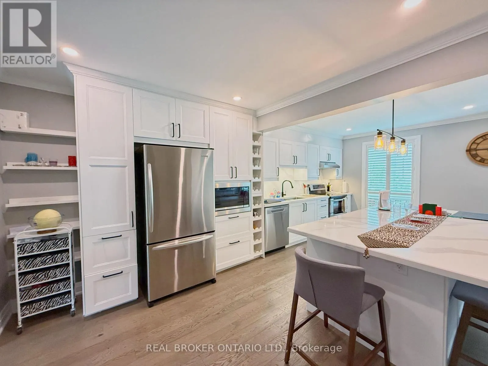 19 - 6679 SHELTER BAY ROAD