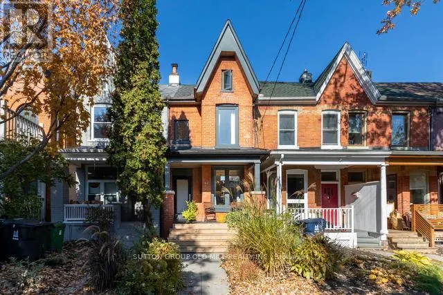 AVE - 44 WRIGHT AVENUE